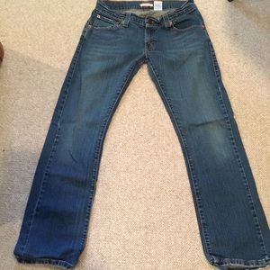 Limited Edition Levi’s 9m